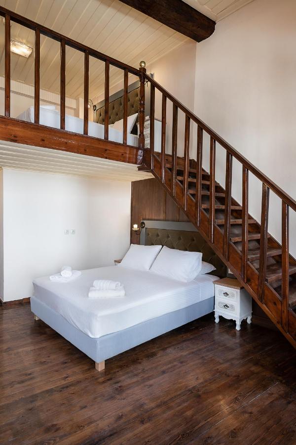Old Town Suites Hriszí Aktí Haniá Kültér fotó